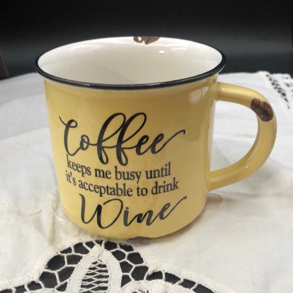 Coffee Keeps me Busy Enamel Look Ceramic Coffee Cup Mug.